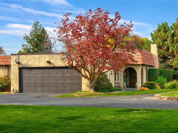 20 Crest Circle, Yakima, WA 98908