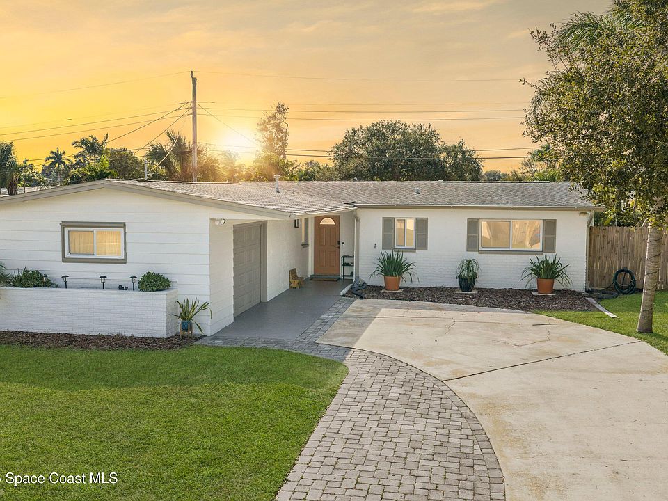 1st image of 325 Duet Ave