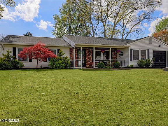 3rd image of 503 Crosswick Avenue