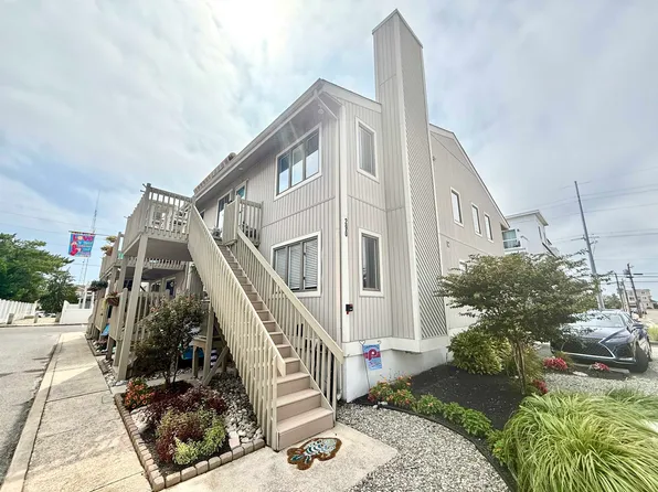 290 79th St #2, Avalon, NJ 08202