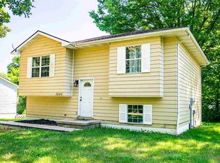 3845 Southgate Dr, Sedalia, MO 65301