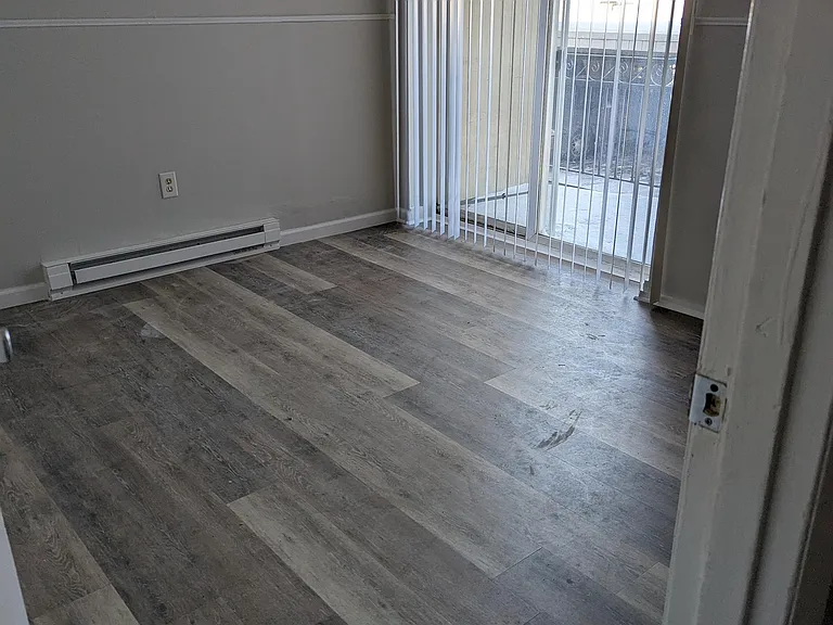 1615 Nottingham Ave #101 — Photo 6