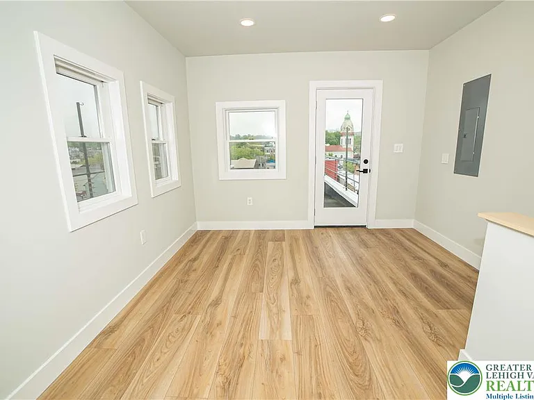 521 Ferry St #PENTHOUSE — Photo 18