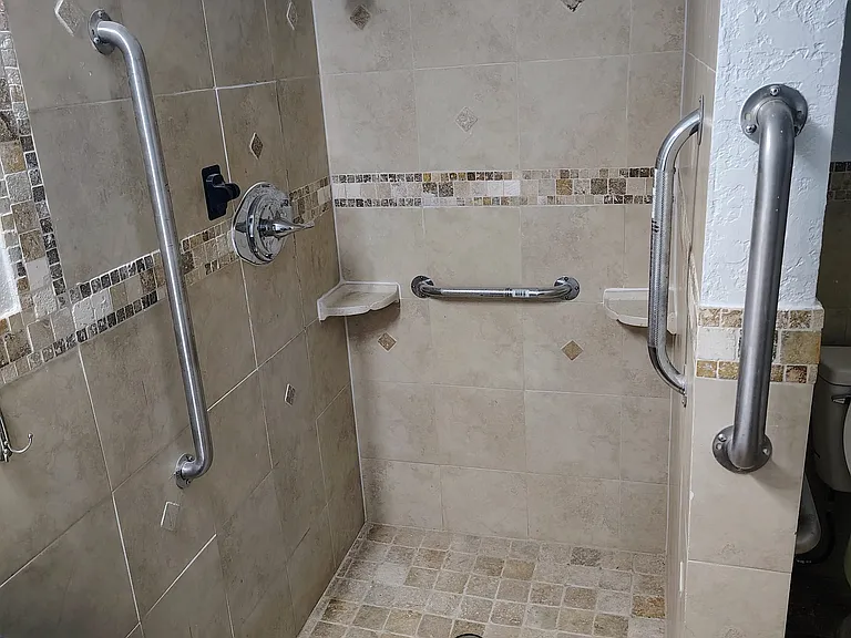 318 Chesney Blvd — Photo 23