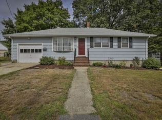 10 Steiner St, Lawrence, MA 01841