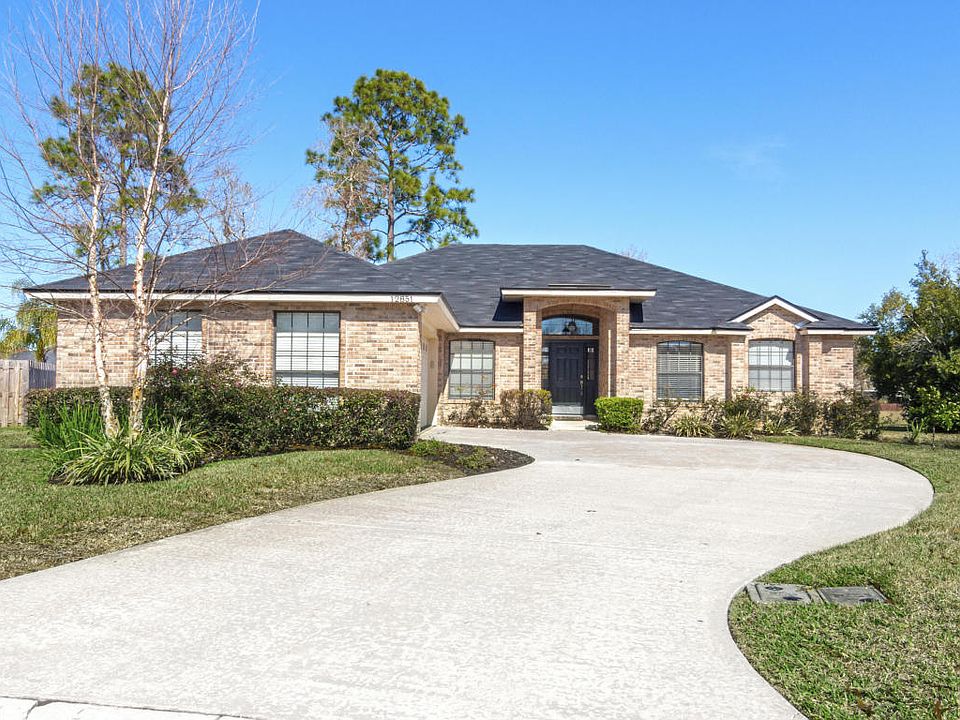 1st image of 12851 Cedar Brook Ct