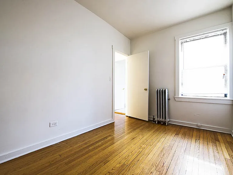 7419 S Phillips — Photo 3