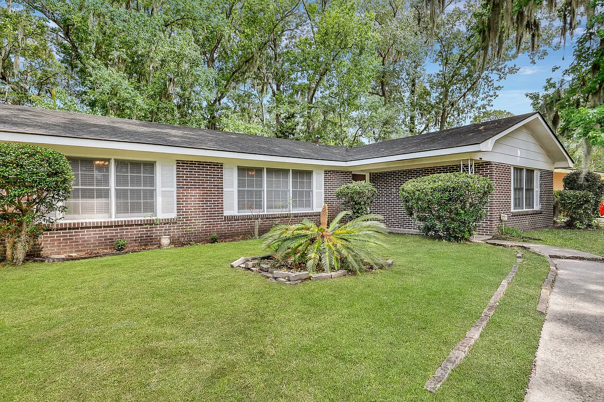 Building Photo - 12473 Northwood Rd