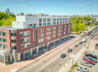 The Bradshaw, Ottawa, ON K1S 3X2