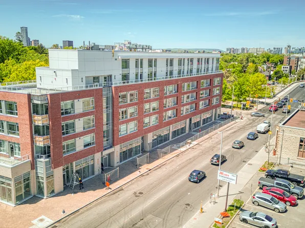 1050 Bank St, Ottawa, ON K1S 3X2