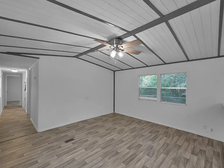 6432 Longmire Rd — Photo 11