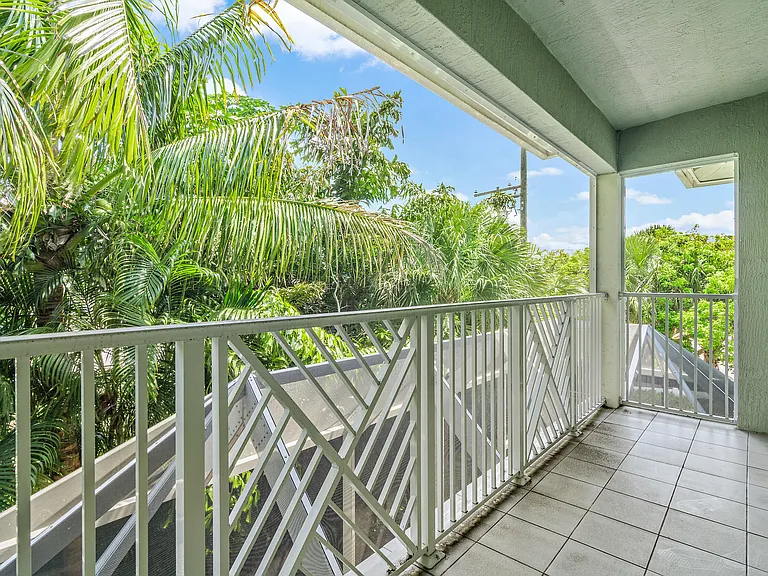 1843 Juno Landing Ln — Photo 25