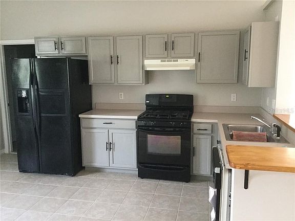 4th image of 340 Heritage Estates Ln
