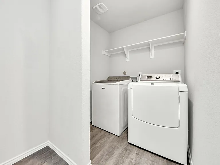 4231 Tulip Oak Dr — Photo 38