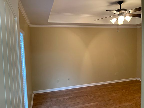 3rd image of 1037 Gary Dr
