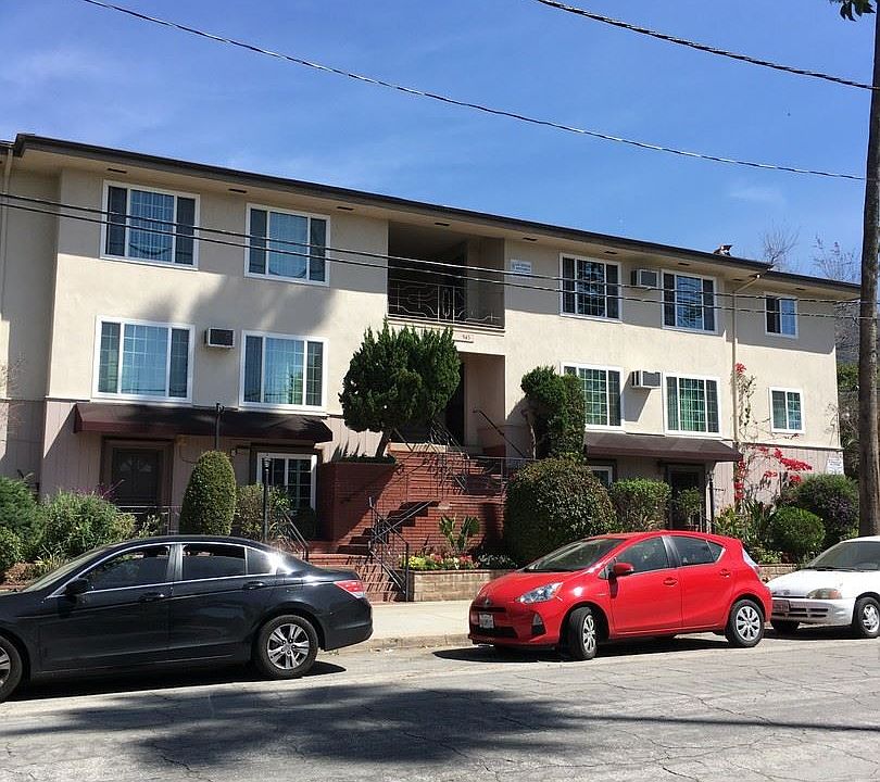 1st image of 937 E Mariposa St APT 3