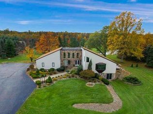 14643 Ellsworth Rd, Berlin Center, OH 44401