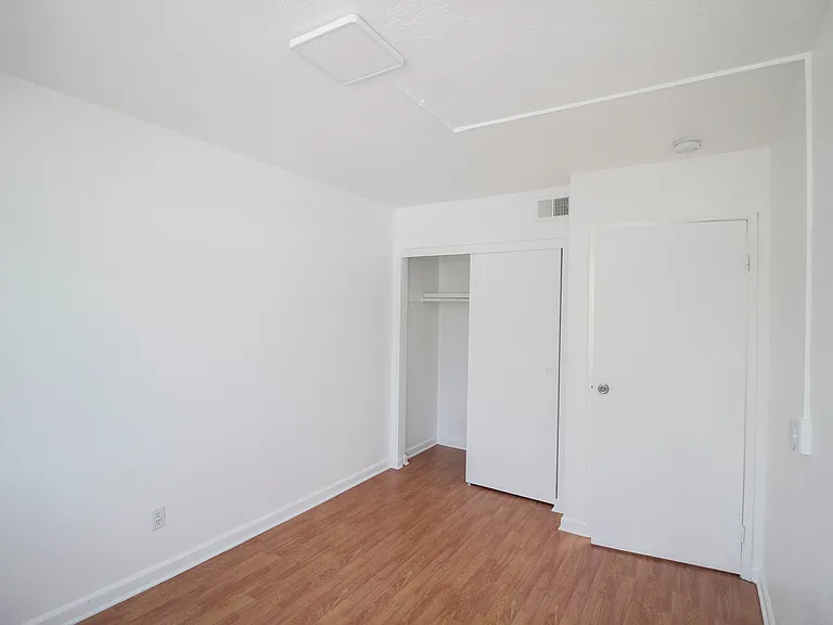 4526 Eagle Rock Blvd #4 — Photo 9
