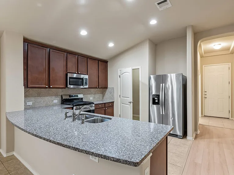 180 Fletcher Bnd — Photo 8