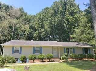 2261 Tourney Dr, Marietta, GA 30062