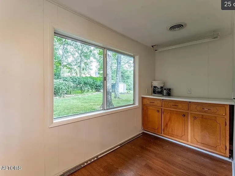143 Fairhaven Dr — Photo 26