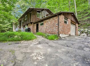 951 Haverstraw Rd, Suffern, NY 10901