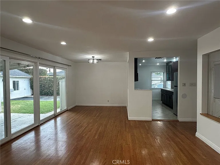 12811 Cumpston St — Photo 5