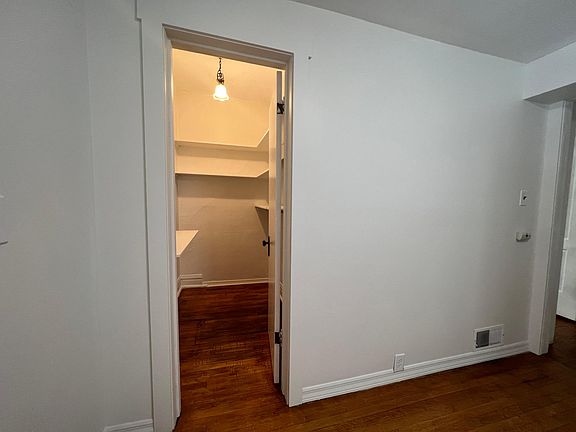5th image of 4942 N Drake Ave #2