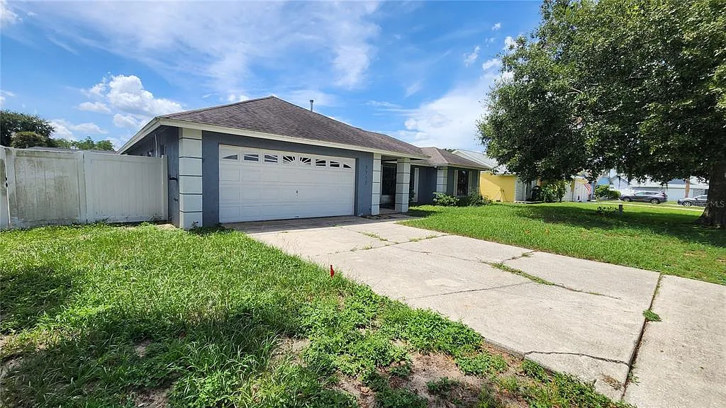 3 bed, 2.0 bath, 1718 sqft, $2,750 — Photo 2