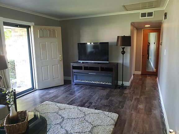 5th image of 108 Peachtree Dr