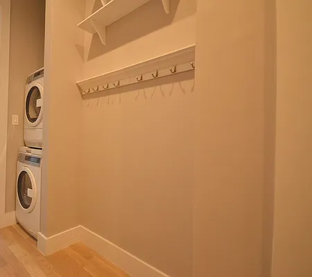 Rented by Bold New York | media 15
