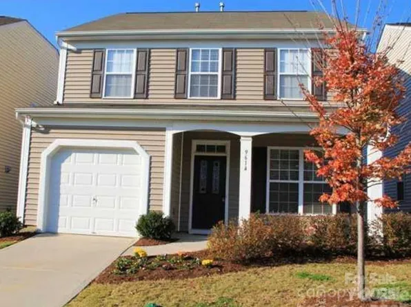 9614 Turning Wheel Dr, Charlotte, NC 28214