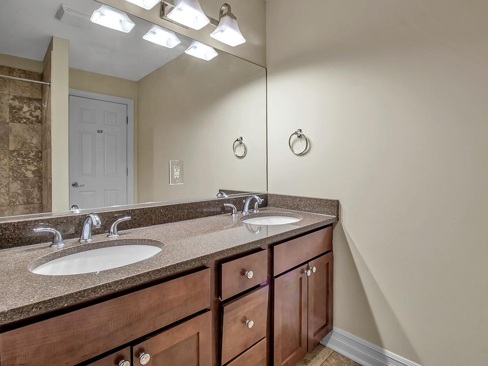 1st image of 1040 Delaware Ave APT 410