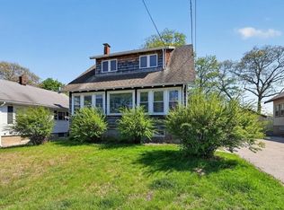 19 Lochmere Ave, Weymouth, MA 02191