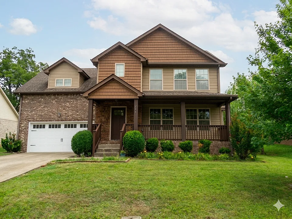 284 Ivy Bend Cir