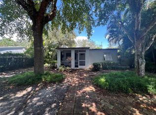 1721 SW 13th Ct, Fort Lauderdale, FL 33312