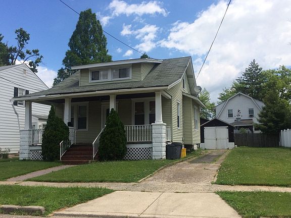 3rd image of 1644 49th St