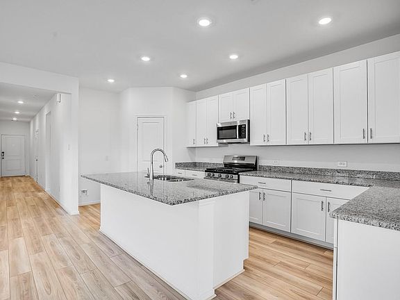 3rd image of 21906 Longhorn Ridge Dr
