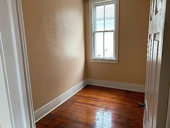 4th image of 1905 N Elizabeth St