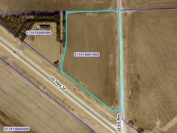 Highway 52, Decorah, IA 52101