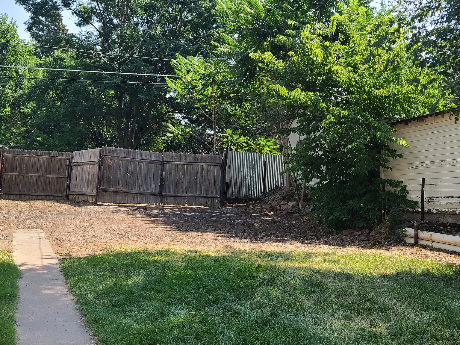 1 bed, 576 sqft, $2,000 — Photo 2