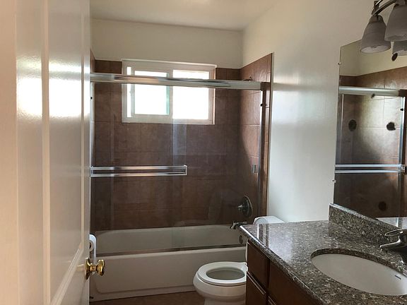 3rd image of 1599 Clarkspur Ln