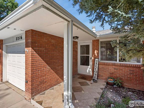 4th image of 2216-2218 Albany Ct