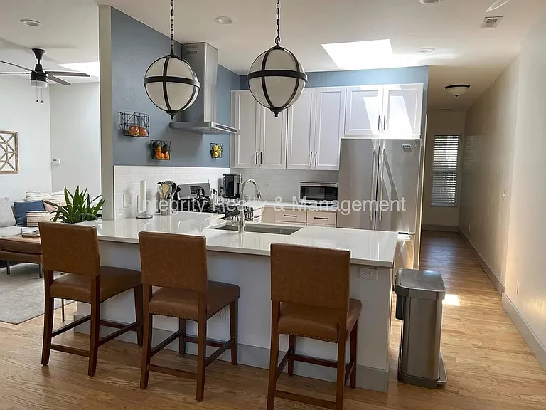 3539 Mariposa St — Photo 5