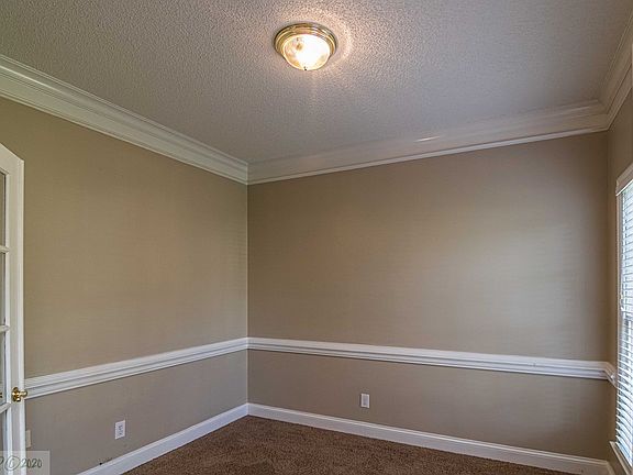 5th image of 209 Creekside Dr