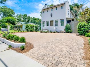 357 Satsuma St, Fairhope, AL 36532