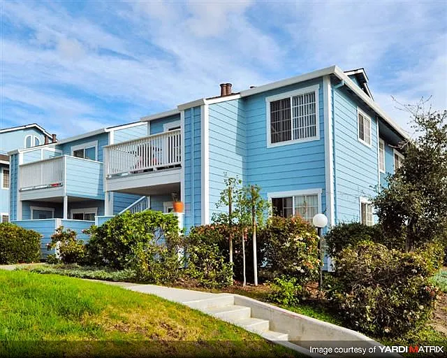 Mariner Village — Photo 3