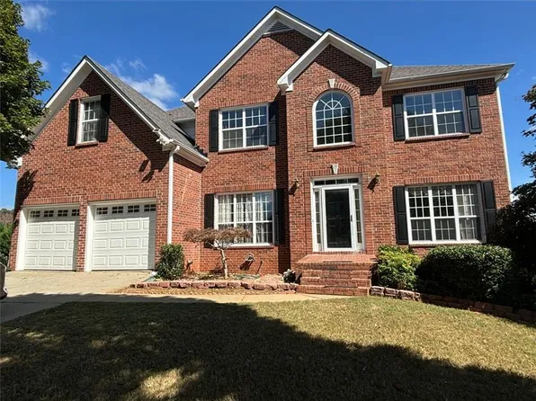 222 Black Birch Pass, Lilburn, GA 30047