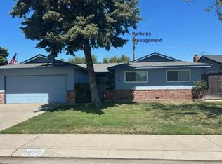 1621 Golden Gate Dr, Modesto, CA 95350