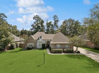 1322 Woodmere Dr, Mandeville, LA 70471